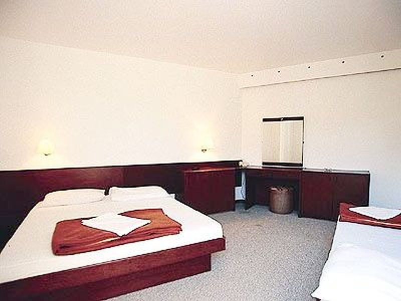 The Loza - Seaside Festival Hotel Novalja Exterior photo